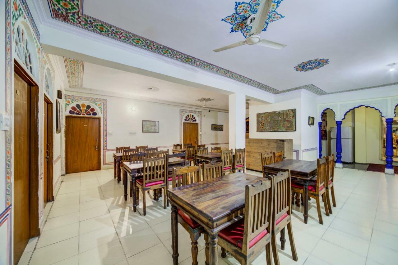 Oyo 40791 Hotel Hot N Fast Suratgarh Luaran gambar