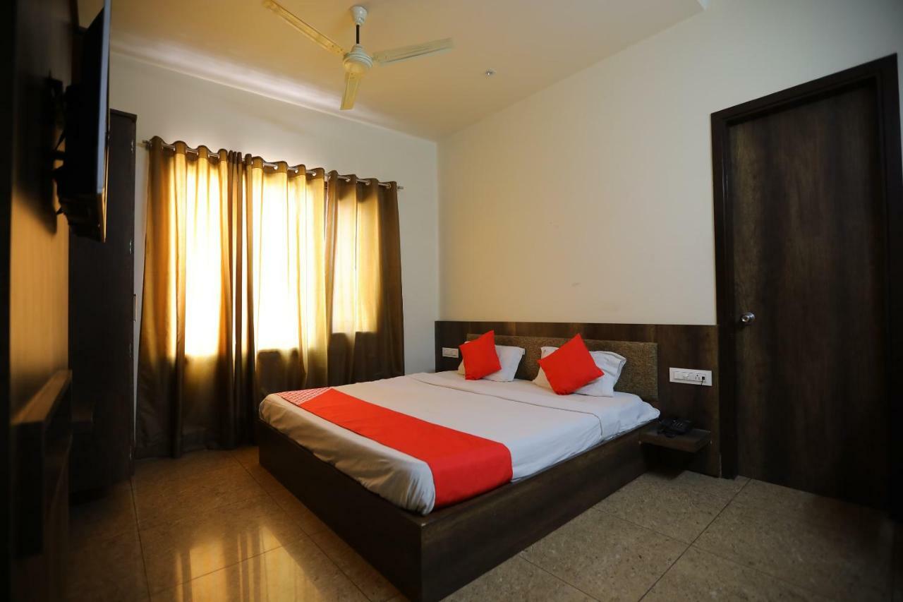 Oyo 40791 Hotel Hot N Fast Suratgarh Luaran gambar